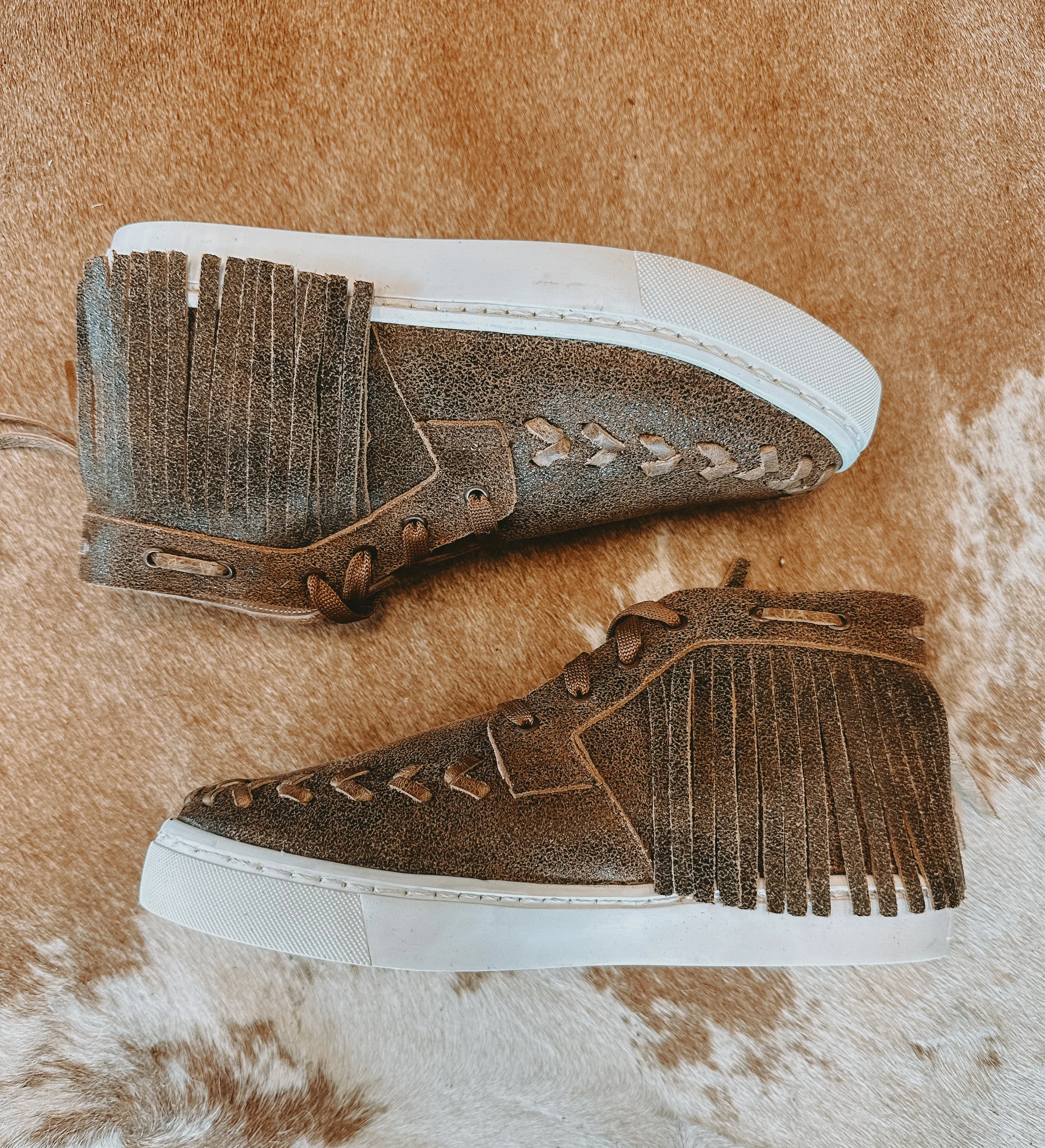 Cheyenne Leather Fringe Moccasin Sneakers