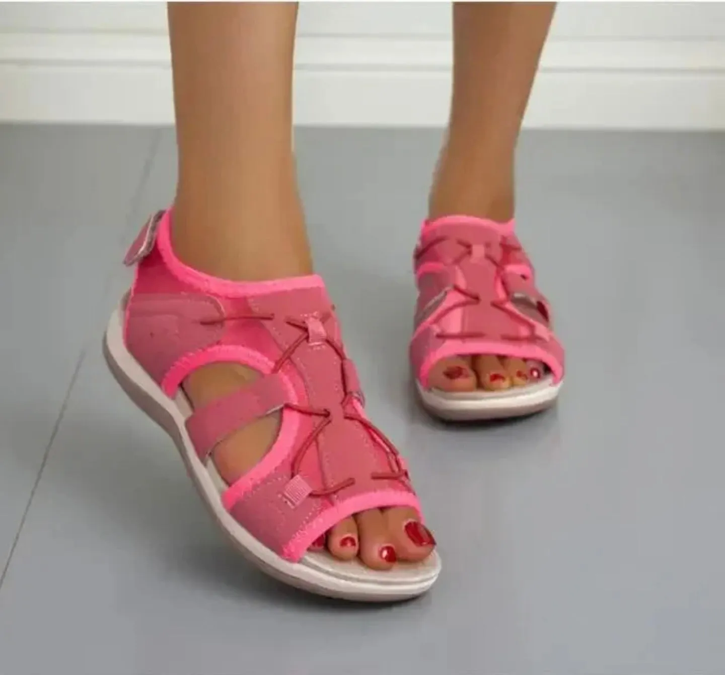 DAPHNE™ - FASHIONABLE ADJUSTABLE SUMMER SANDALS WITH ARCH SUPPORT