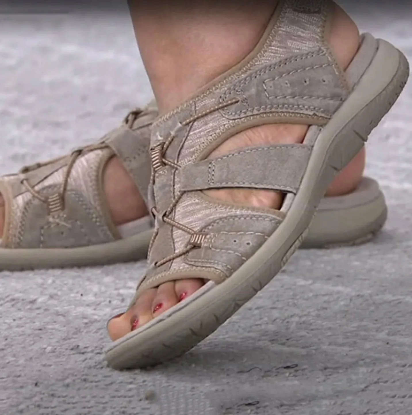 DAPHNE™ - FASHIONABLE ADJUSTABLE SUMMER SANDALS WITH ARCH SUPPORT