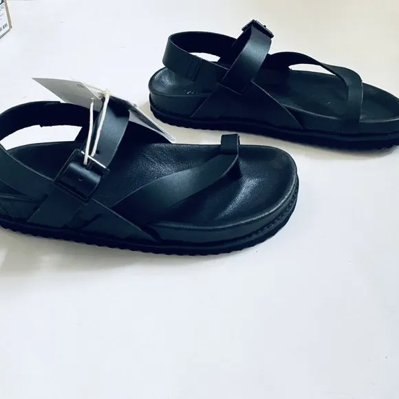 EUC Zara Leather Thong Sandals Sz 12.5 black