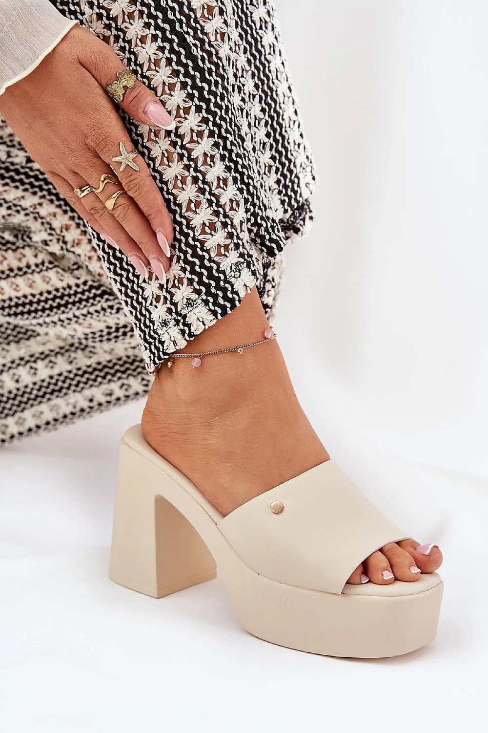 Flip-flops Step in style