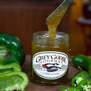 Great Tasting Maine Pepper Jelly, Small Batch and All-Natural, Produced by Family-Owned Grey Goose Gourmet, 9 Ounce Glass Jar