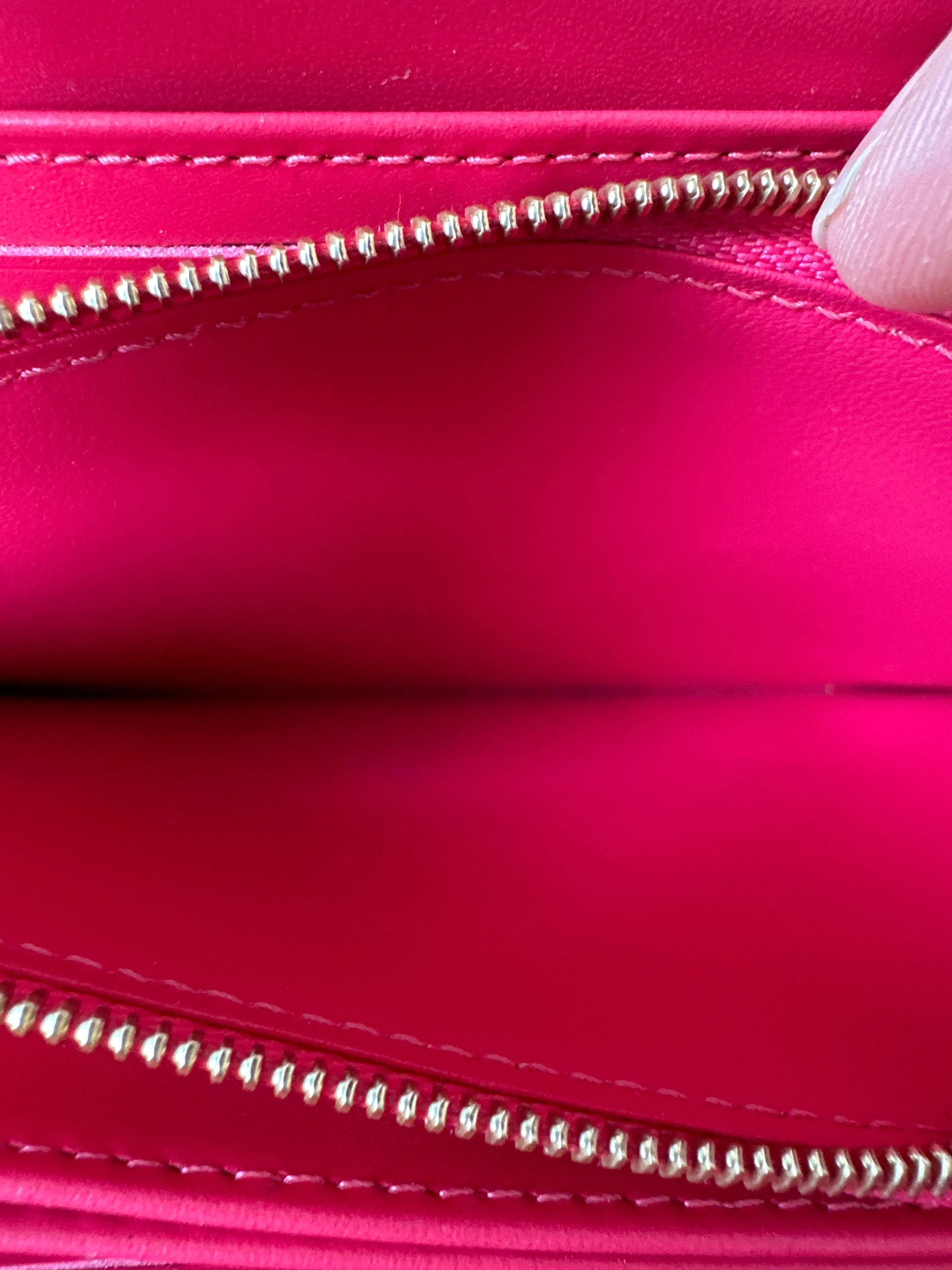 Louis Vuitton Valentine Vernis Wallet