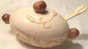 MINI OVAL TUREEN WITH LADLE