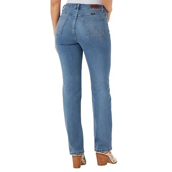 NWT Wrangler High Rise True Straight Leg Jean Size 34X32