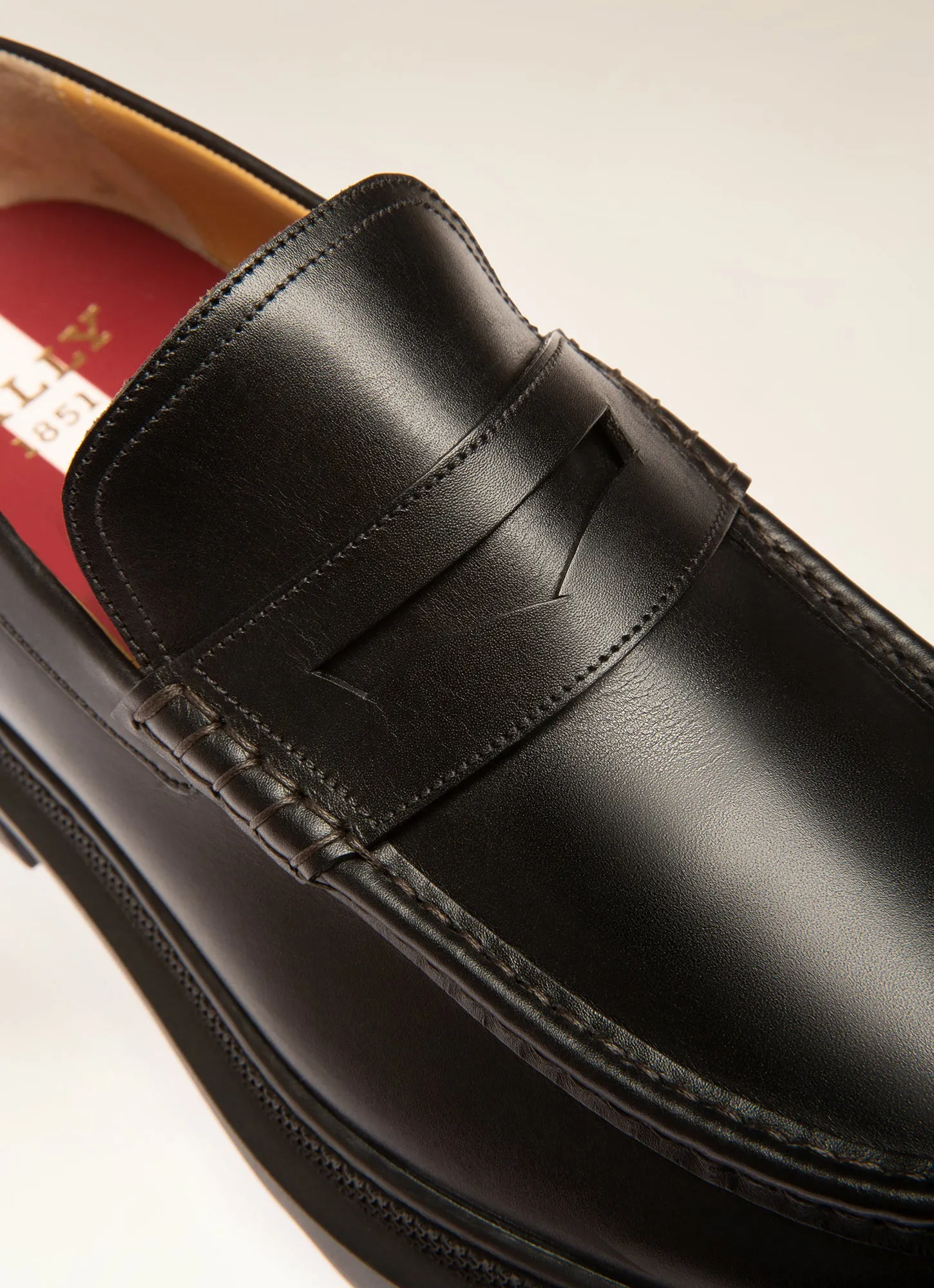 Valerio - Loafers