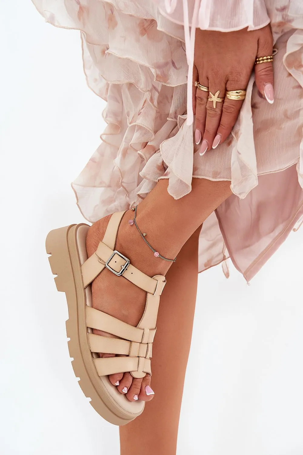 Women's sandals made of eco leather